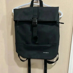 (5)  samsonite backpack/ travel bag